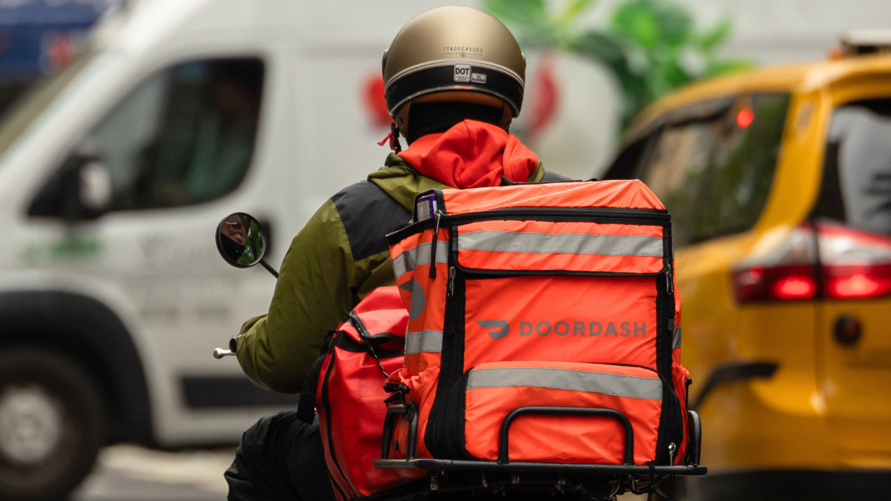 DoorDash introduces emergency fuel relief for drivers as gas prices soar