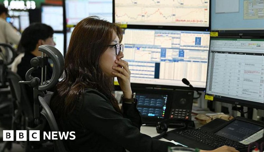 Asia stocks fall for third day, oil edges up as markets track Iran war