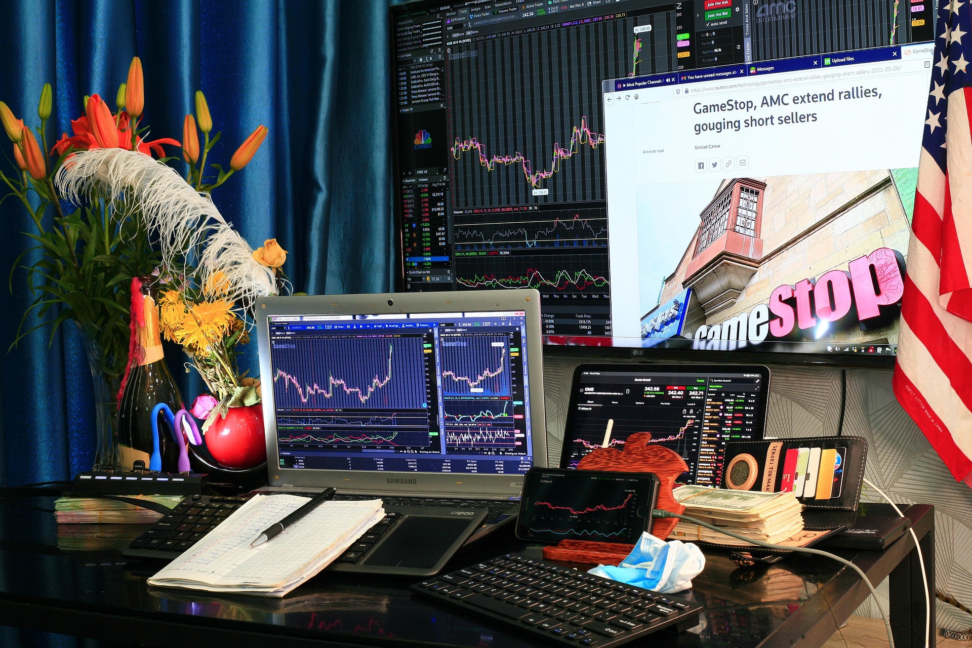 GameStop (GME) Shares Edge Lower in Quiet Trading as Ryan