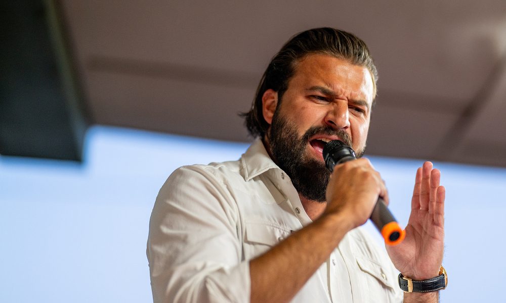 They once called him a ‘goose-stepping extremist.’ They’re now sitting out his comeback bid.