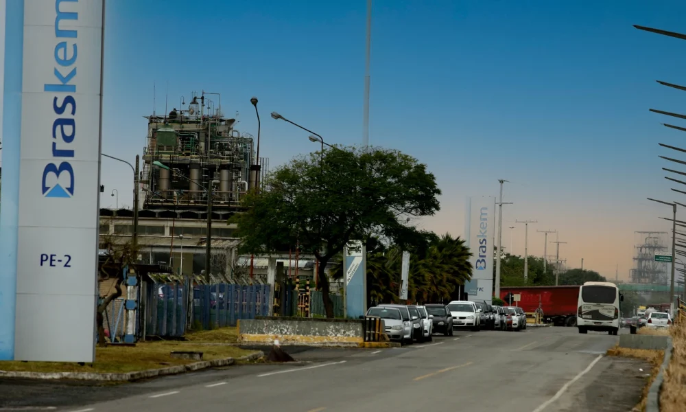 Braskem: Weak Spreads Persist, But Governance Risks Are Easing (Rating Upgrade)