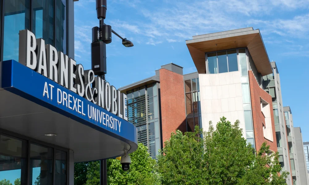 Barnes & Noble Education: Mixed Quarter But Too Cheap To Ignore - Buy