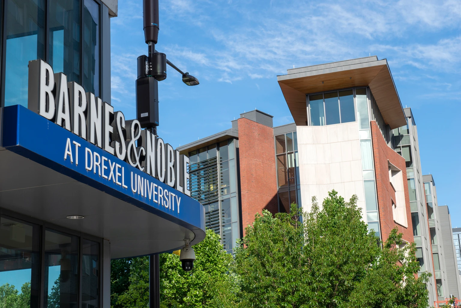 Barnes & Noble Education: Mixed Quarter But Too Cheap To Ignore - Buy