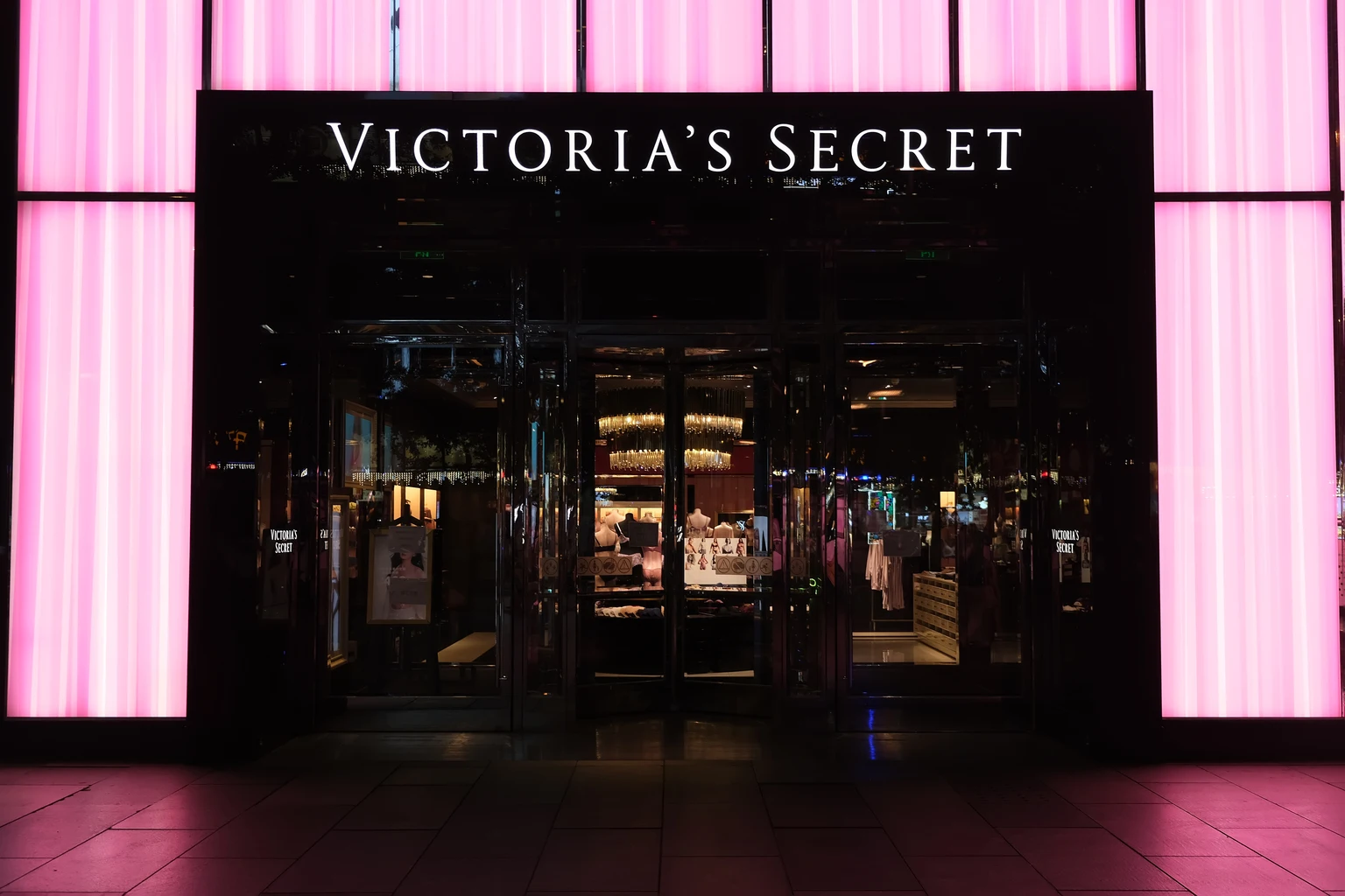 Victoria's Secret: A Clear Turnaround Opportunity (Rating Upgrade)