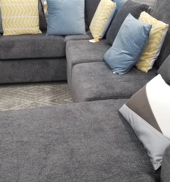 Lovesac Stock: Tough Market, Ambitious Company (Rating Upgrade) (NASDAQ:LOVE)