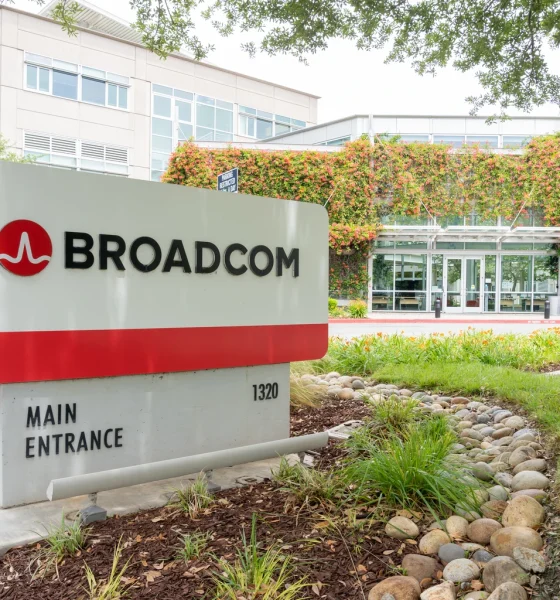 Broadcom: The Most Important Non-GPU AI Compounder Is Becoming Indispensable