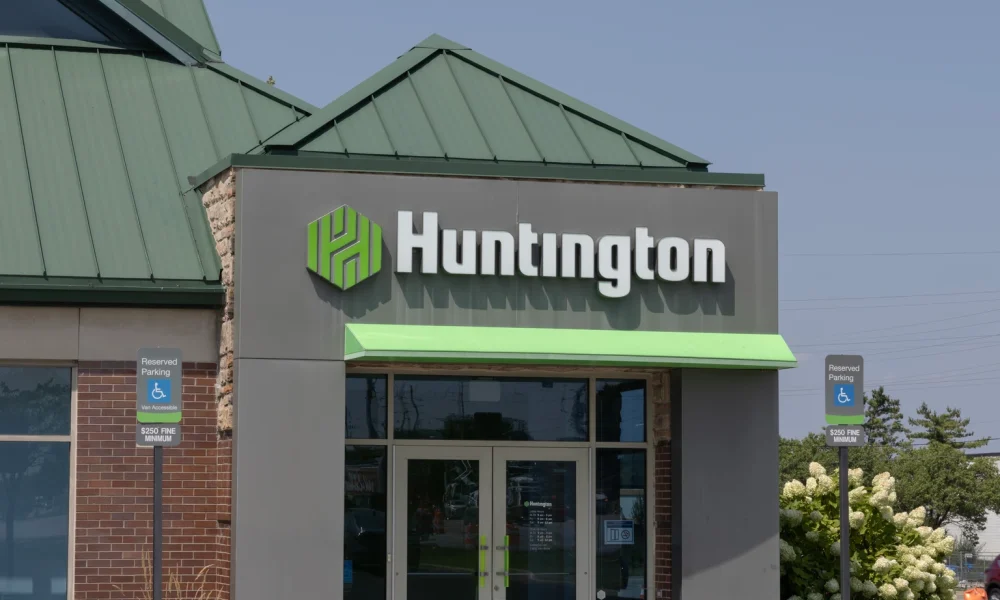 Huntington Bancshares: I'm Paying Attention
