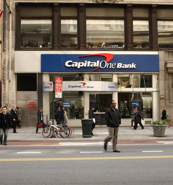Capital One’s Series I Preferred Stock Offers Decent Yield (NYSE:COF.PR.I)