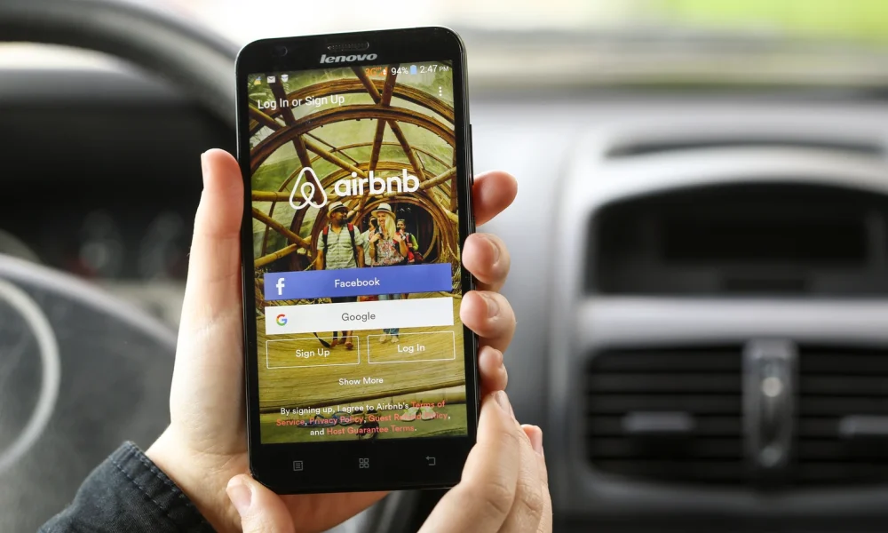 Airbnb: A Comfortable Stay Through Heightened Market Volatility