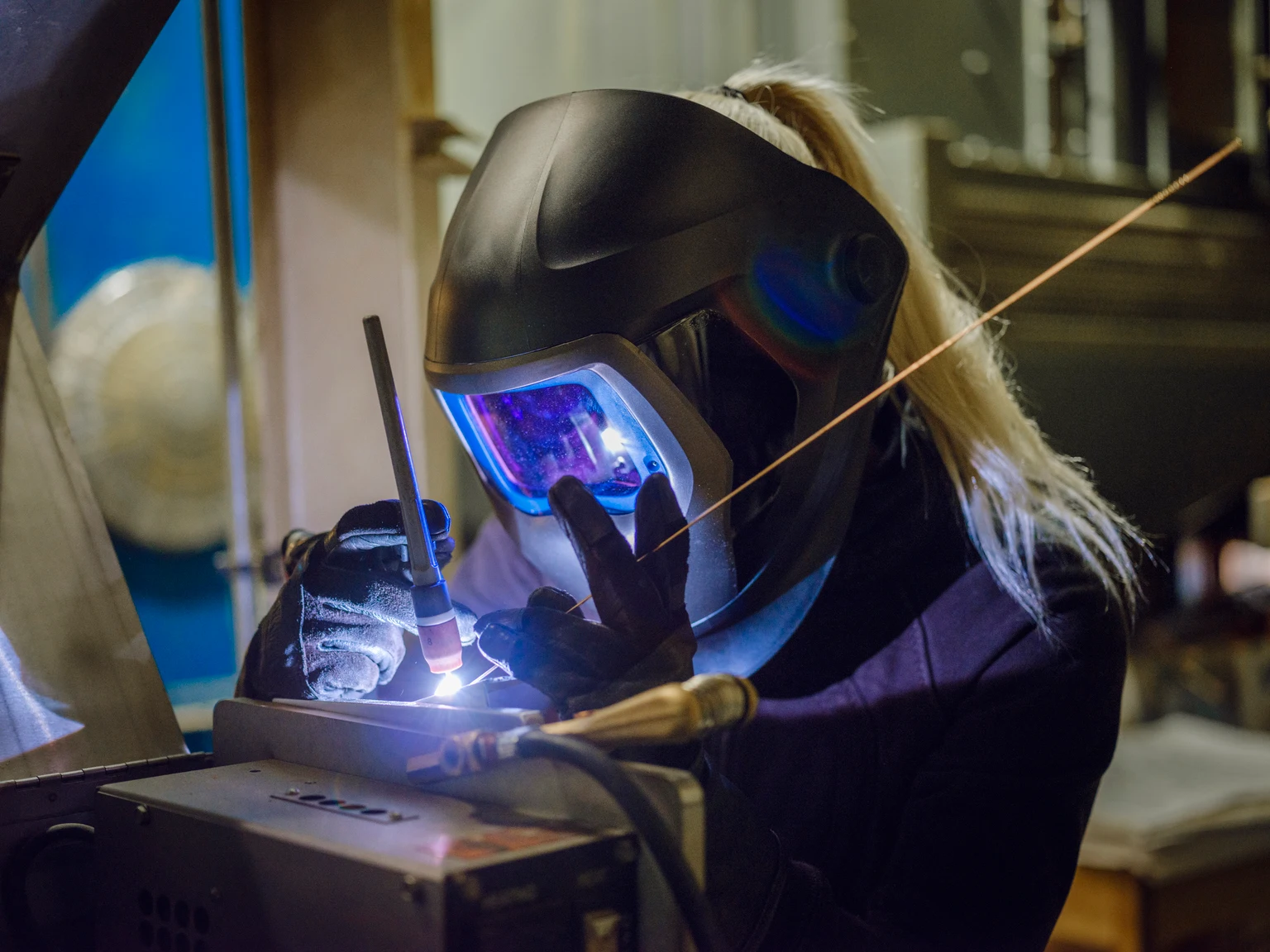 Female TIG Welder