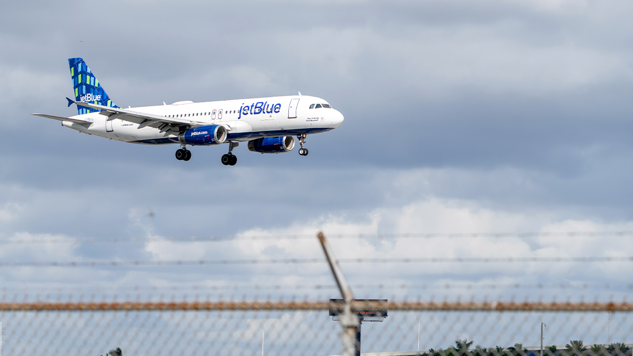 JetBlue resumes operations after system outage prompted nationwide ground stop