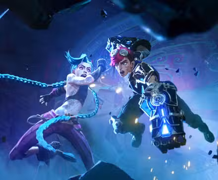 Jinx and Vi in action in Netflix's Arcane.