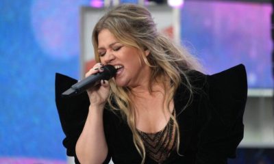 Kelly Clarkson Performs On The Today Show