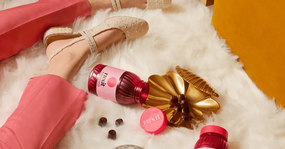 These Hormone-Support Gummies Can Help Bloating and Stress