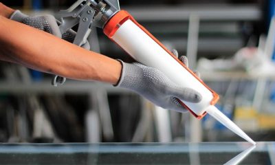 How to Select the Right Industrial Adhesive for Manufacturing