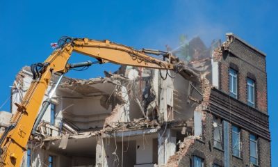 Planning a high-reach demolition project requires meticulous attention to detail, specialized equipment, and strict adherence to safety protocols.