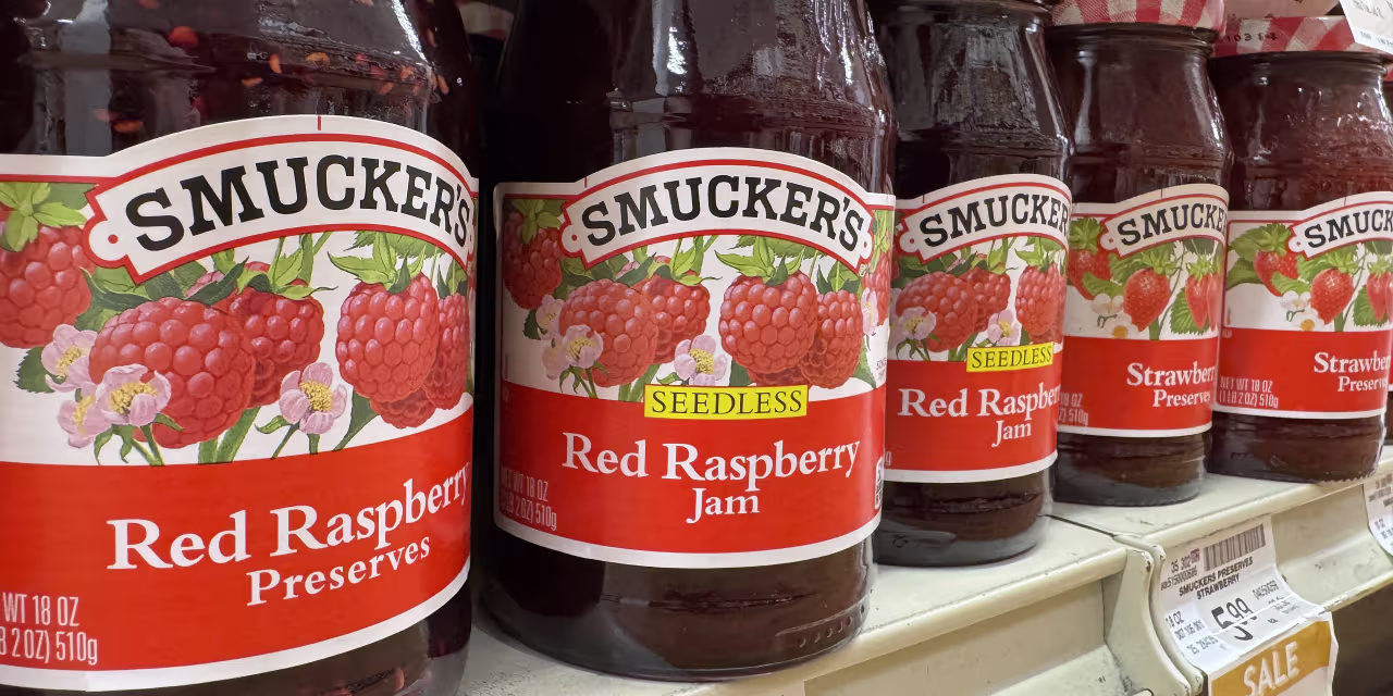 AI Is Sliding and Everything Else Has Run Up. Here Are 6 Stocks That Look Like Buys.