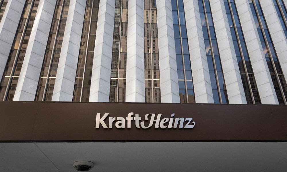Struggling Kraft Heinz Plans Shake-Up, Could Spin Off Iconic Brands