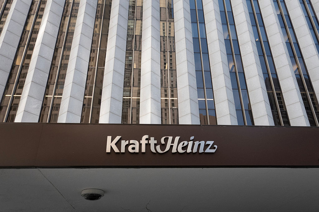 Struggling Kraft Heinz Plans Shake-Up, Could Spin Off Iconic Brands