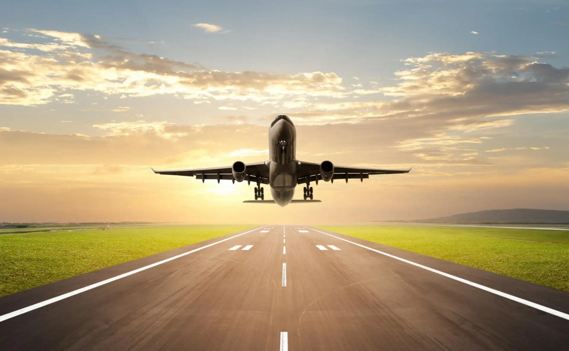 How are Asian airlines responding to fuel price surges?