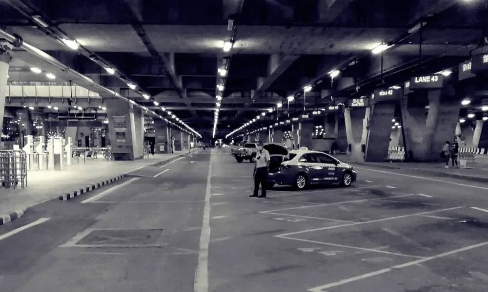 Fuel Shortage Cripples Taxi Services at Bangkok's Suvarnabhumi Airport