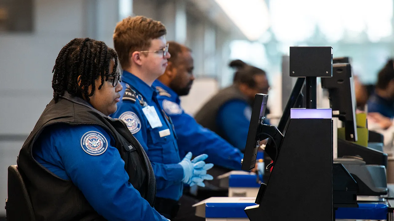 TSA union warns airport security could soon ‘get worse’ amid partial shutdown