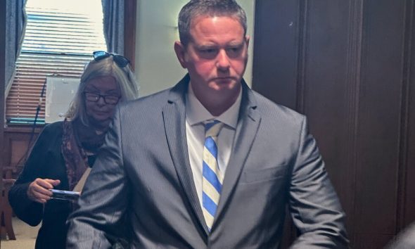 Ex-NY trooper guilty of manslaughter in chase that killed 11-year-old girl