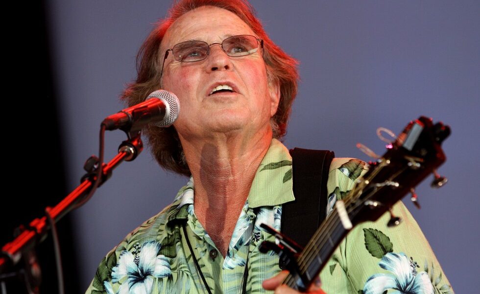 'Country' Joe McDonald, known for anti-Vietnam War anthem and featured at Woodstock, dies at 84