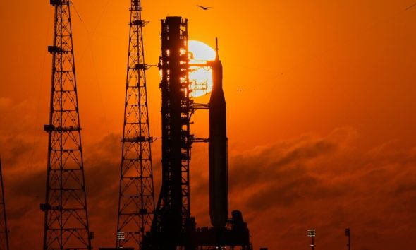 Apollo vs. Artemis: What to know about NASA's moon missions