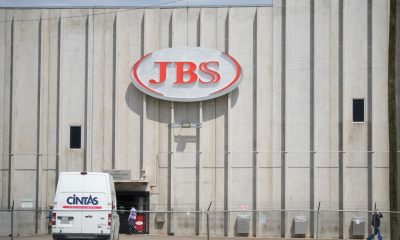 3,800 workers set to strike at one of the nation's largest slaughterhouses