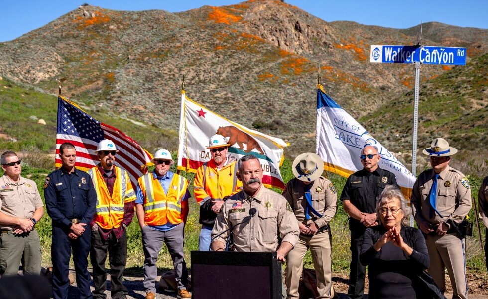 GOP sheriff in California seizes ballots as he runs for governor