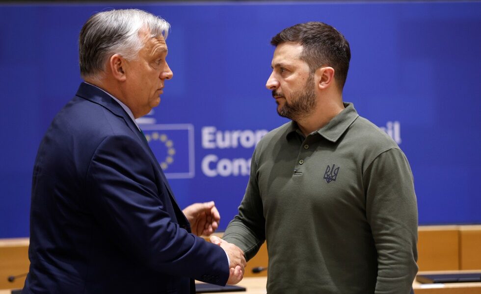 Bank employees detained and cash seized in Hungary, Ukraine says