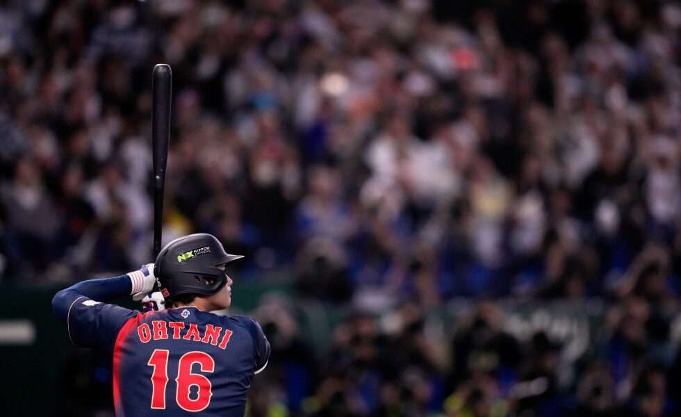 Ohtani hits a grand slam at the World Baseball Classic after putting on a show in BP
