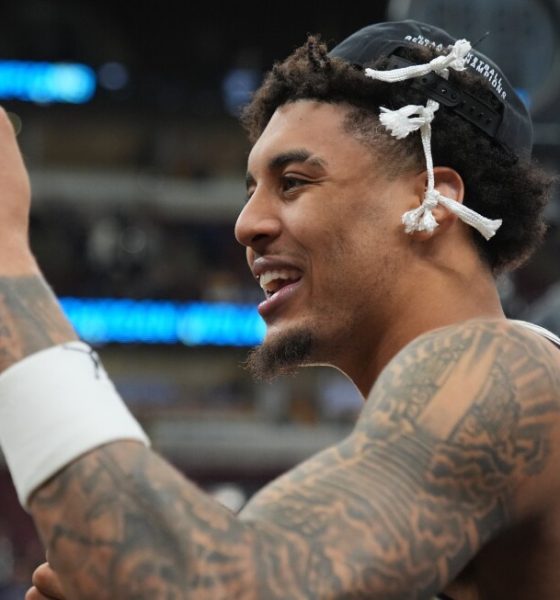 Lendeborg stars as Michigan rolls past Tennessee and into Final Four