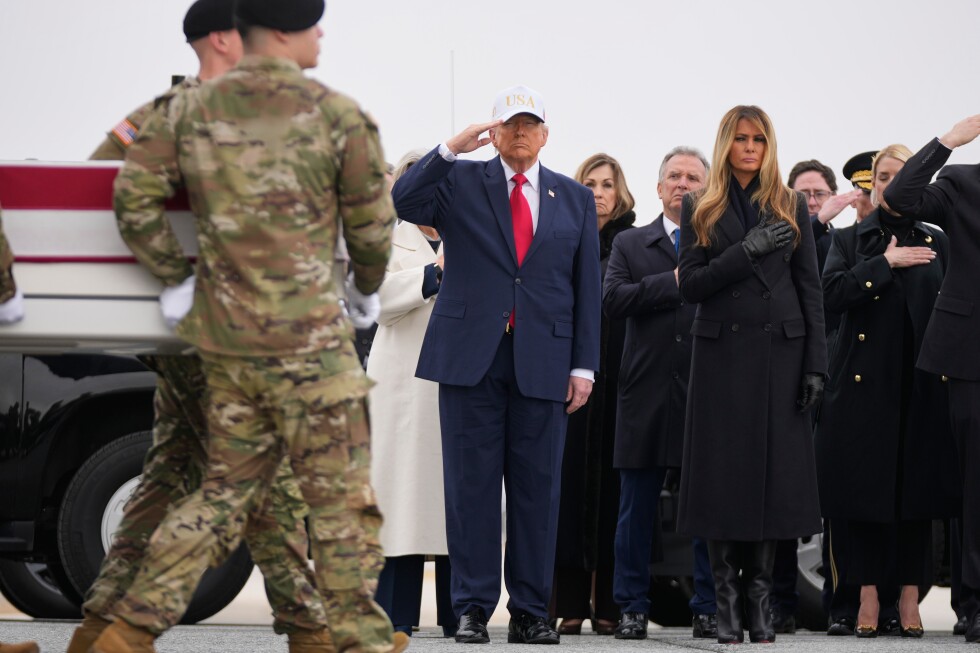 Trump joins families for return of soldiers killed in Middle East