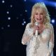 US singer Dolly Parton has tweaked her hit 'Jolene' to support the Covid vaccine