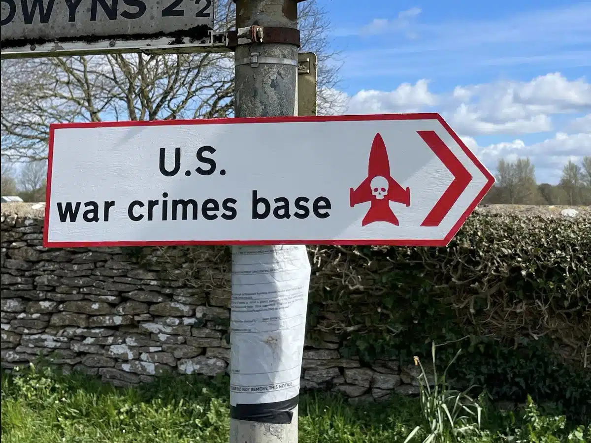 Signs to 'US war crimes base' appear in Fairford, Gloucestershire