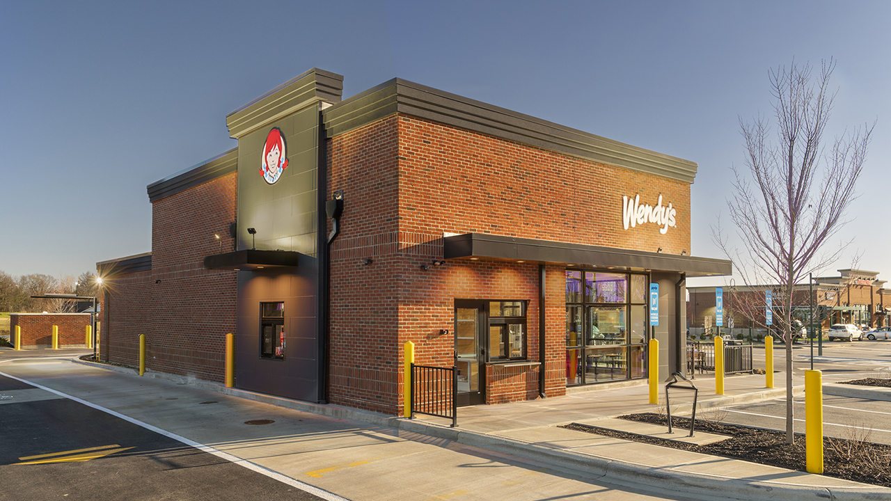 Wendy’s launches $100K Chief Tasting Officer contest amid burger feud