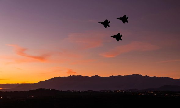 BTC recovers from early losses on hope for Iran ceasefire