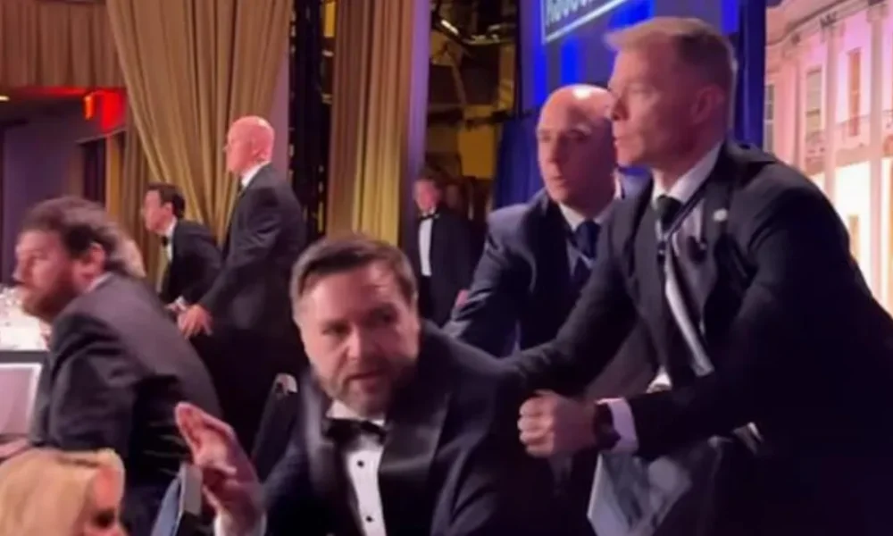 Panicked JD Vance's words during Washington shooting revealed by lip-reader | News US