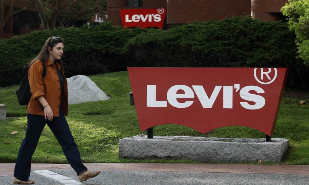 Levi Strauss (LEVI) earnings Q1 2026