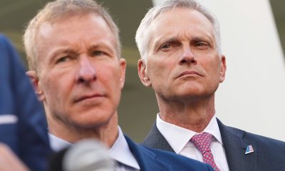 United Airlines CEO says he approached American Airlines about merger