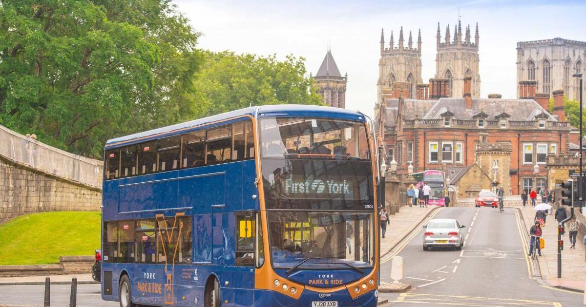 ''Electric buses have not helped York roads' -letter