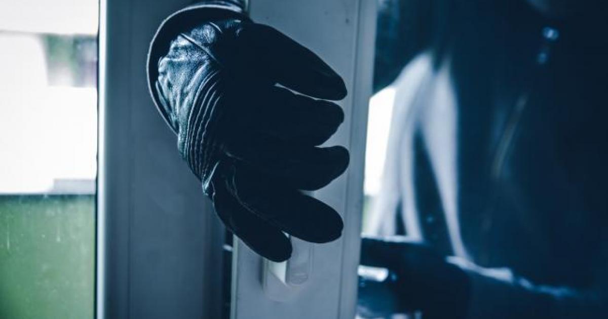 Tyldesley - Businesses targeted in late night break-ins