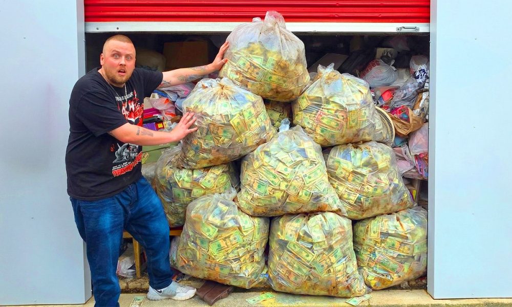 I Found BAGS OF MONEY In America's Most Expensive Storage Unit (Paid $18,500)