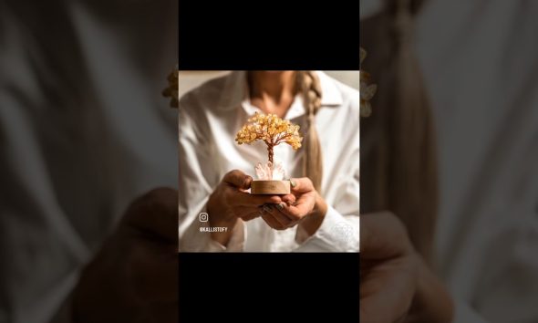 Grounding my financial goals and lighting path to abundance with this Citrine & Clear Kallistofy,com