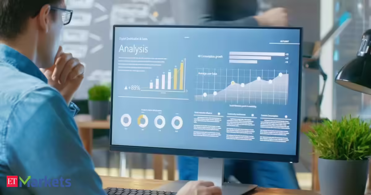 Global cues weigh on Dalal Street as oil spike fuels investor worries