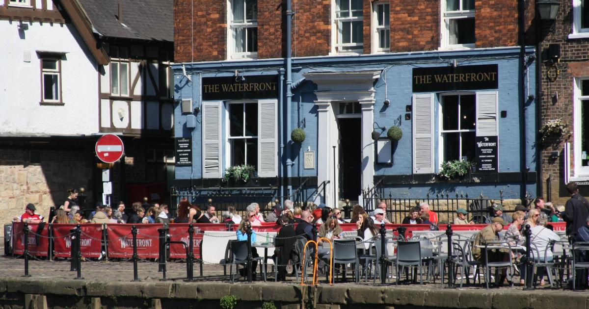 Temperatures set to hit 21C in York, says Met Office