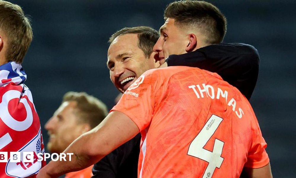 Frank Lampard celebrating promotion