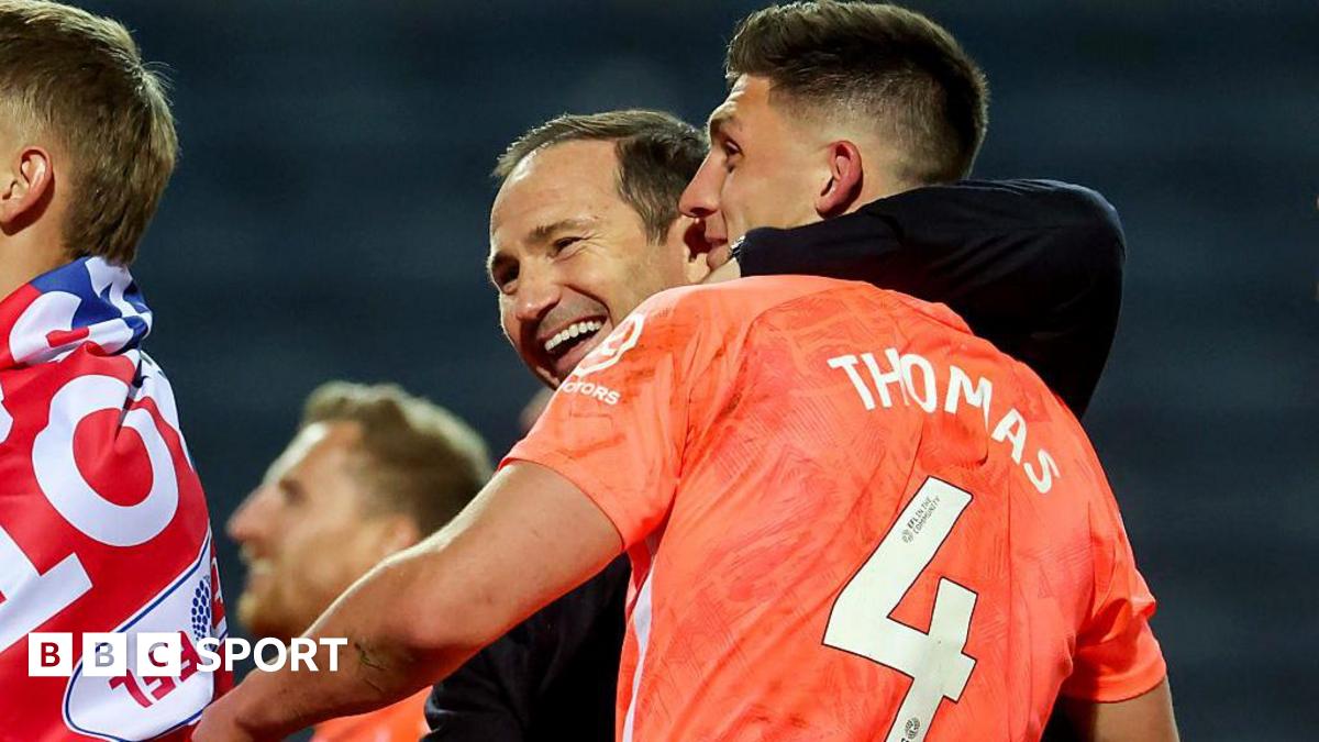 Frank Lampard celebrating promotion